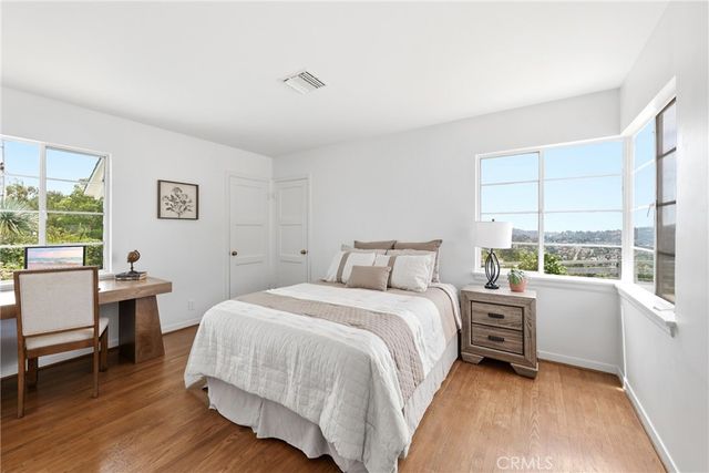 1566 Silverwood, Los Angeles, CA 90041
