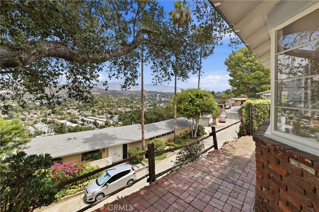 1566 Silverwood, Los Angeles, CA 90041