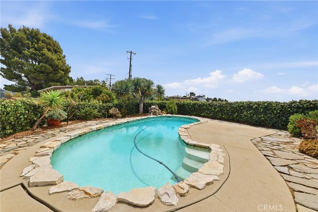1566 Silverwood, Los Angeles, CA 90041