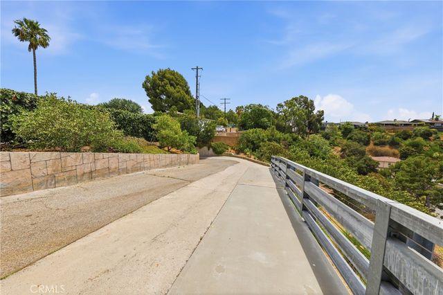 1566 Silverwood, Los Angeles, CA 90041