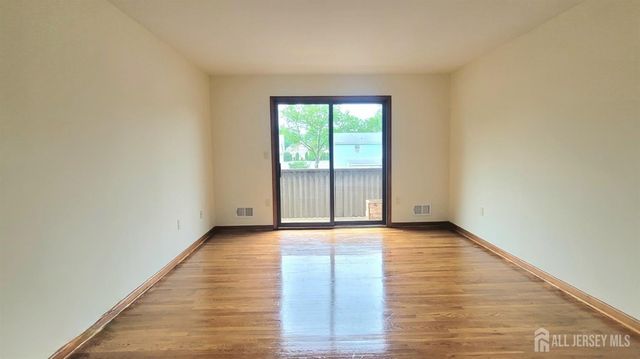 505 lincoln Boulevard C, Middlesex, NJ 08846