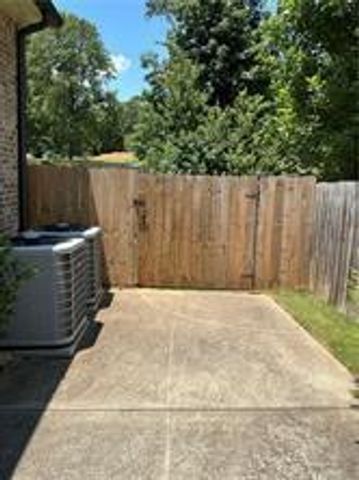 2446 Shadburn Ferry Drive, Buford, GA 30518