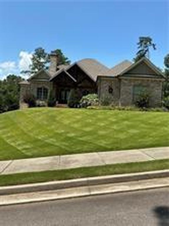 2446 Shadburn Ferry Drive, Buford, GA 30518