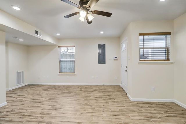 6212 Alderson, Houston, TX 77020