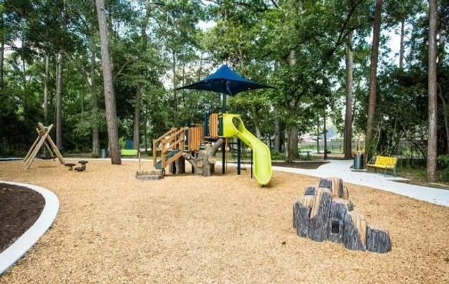 258 Trillium Park Loop, Conroe, TX 77304