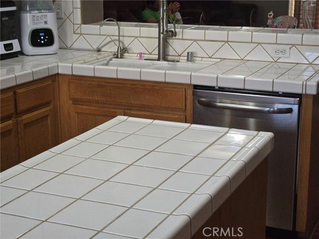 435 Petunia Court, Merced, CA 95341