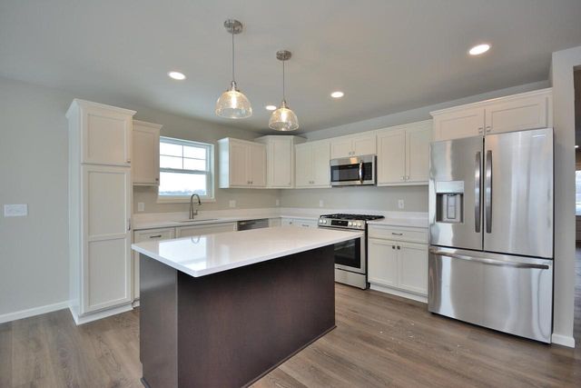 1121 Elderberry ROAD, Oconomowoc, WI 53066