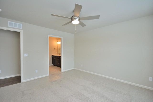 1121 Elderberry ROAD, Oconomowoc, WI 53066