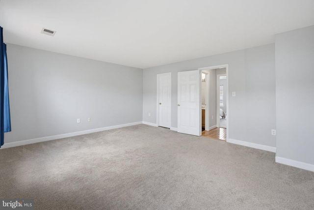 22952 FLEET TER, Sterling, VA 20166