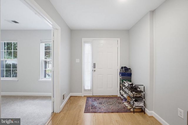22952 FLEET TER, Sterling, VA 20166