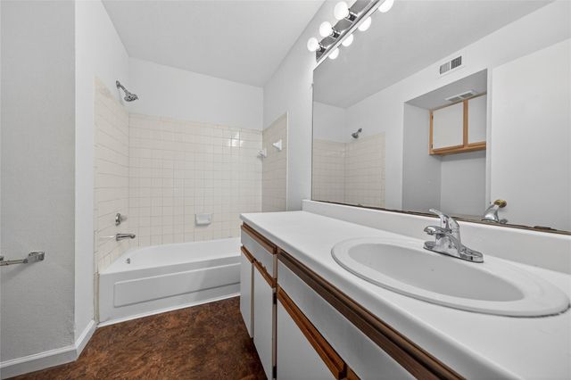 2361 NW 33rd Street 605, Oakland Park, FL 33309