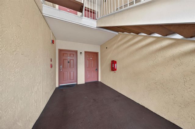 2361 NW 33rd Street 605, Oakland Park, FL 33309