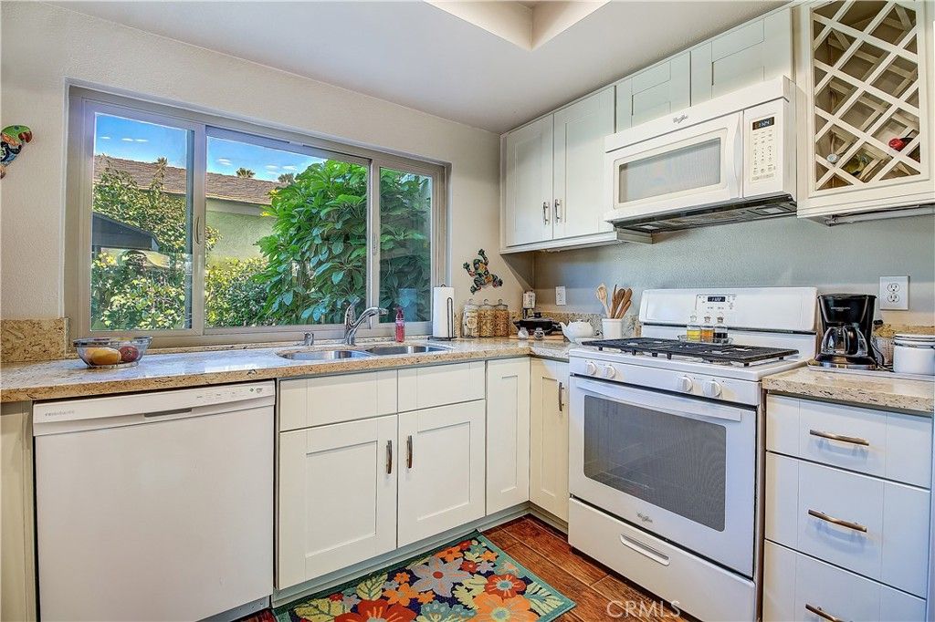 Image 14 of property listing at 6618 Wintertree Drive, Riverside, CA 92506