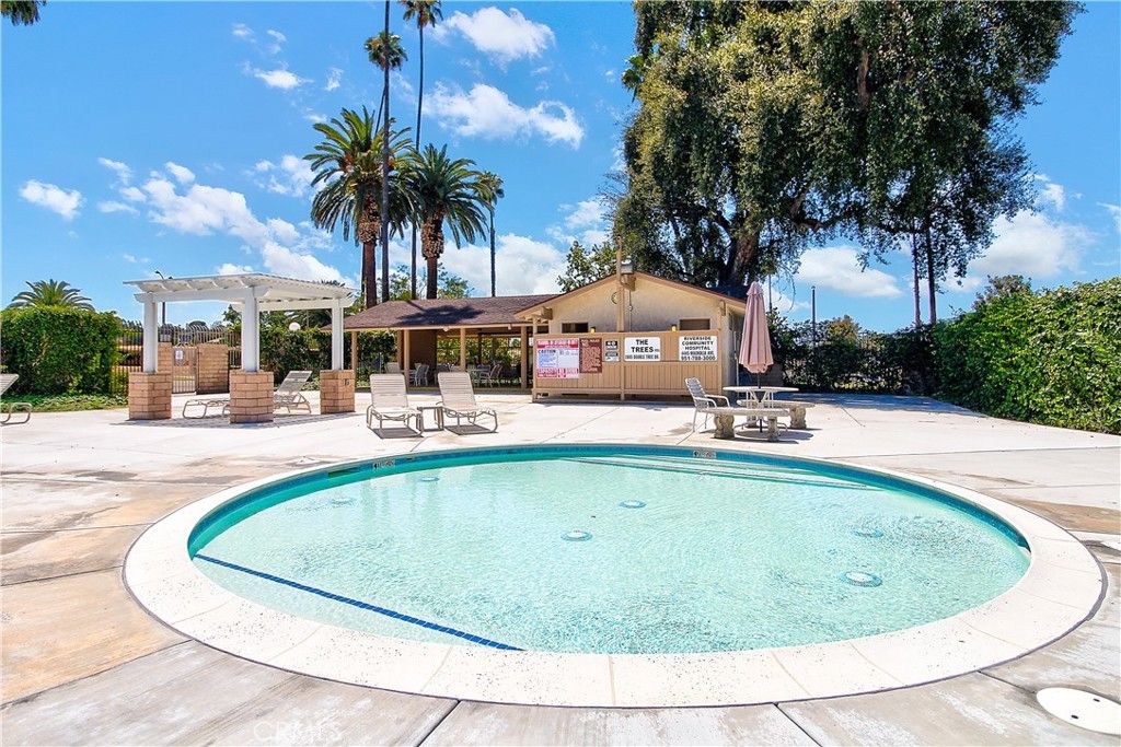 Image 36 of property listing at 6618 Wintertree Drive, Riverside, CA 92506