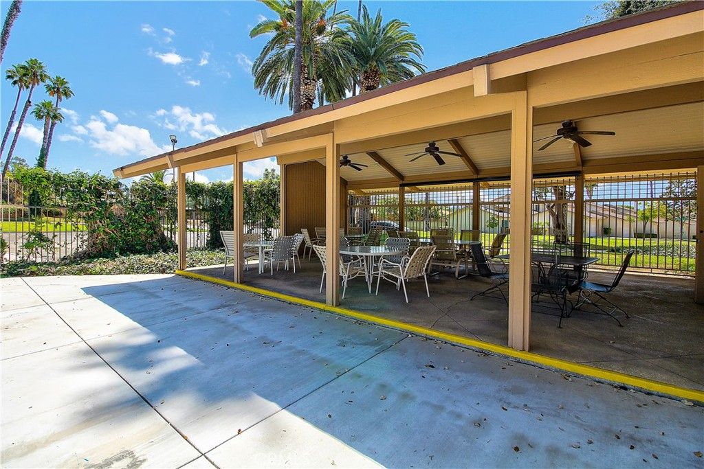 Image 37 of property listing at 6618 Wintertree Drive, Riverside, CA 92506