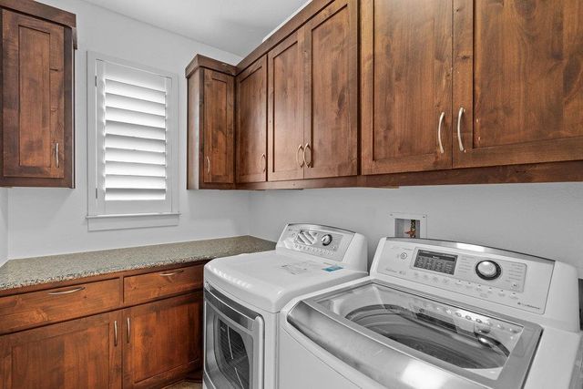 6533 E Hill DR 3, Austin, TX 78731