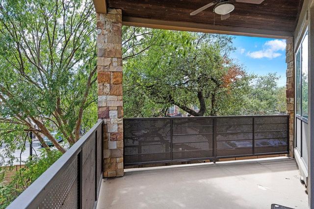 6533 E Hill DR 3, Austin, TX 78731