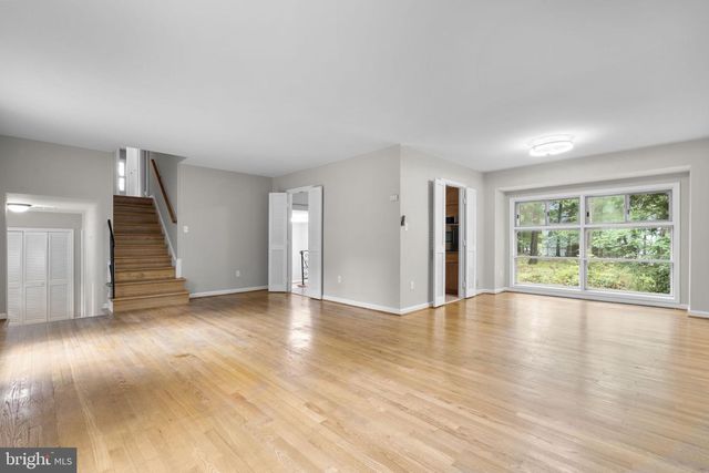 1585 KIMBLEWICK RD, Potomac, MD 20854