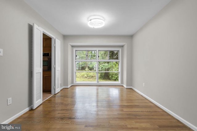 1585 KIMBLEWICK RD, Potomac, MD 20854