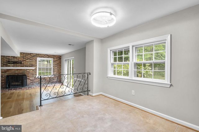 1585 KIMBLEWICK RD, Potomac, MD 20854