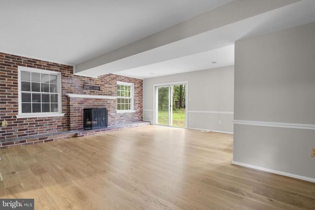 1585 KIMBLEWICK RD, Potomac, MD 20854