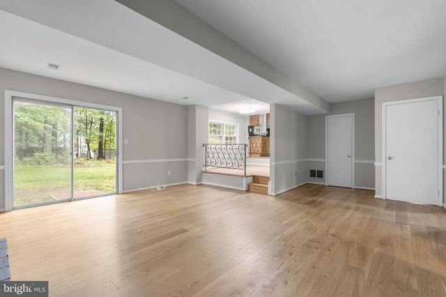 1585 KIMBLEWICK RD, Potomac, MD 20854