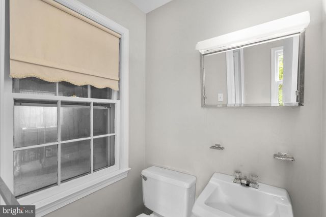 1585 KIMBLEWICK RD, Potomac, MD 20854
