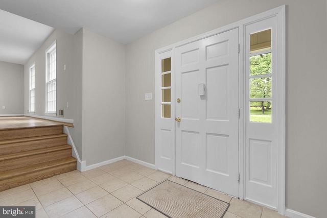 1585 KIMBLEWICK RD, Potomac, MD 20854