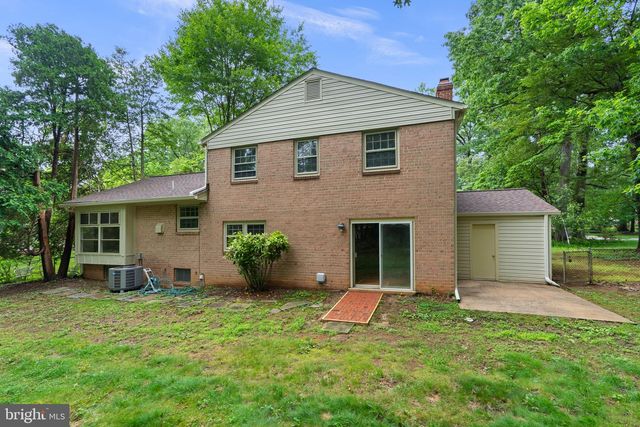 1585 KIMBLEWICK RD, Potomac, MD 20854