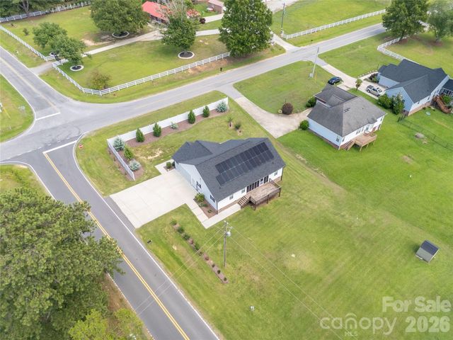 2507 Bill Thompson Road, Lancaster, SC 29720