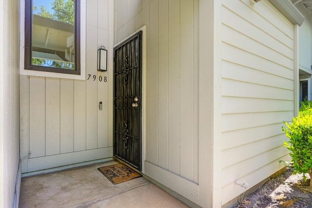 7908 Rocky Point Ct, Citrus Heights, CA 95610