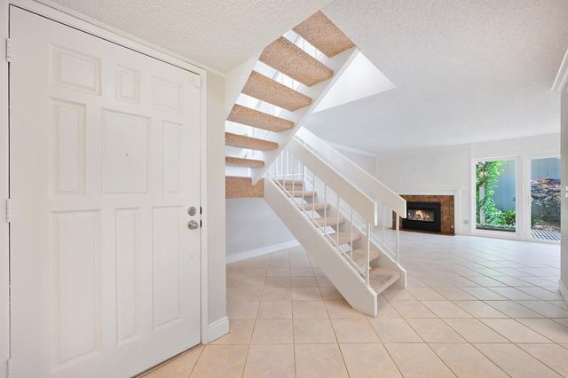 7908 Rocky Point Ct, Citrus Heights, CA 95610