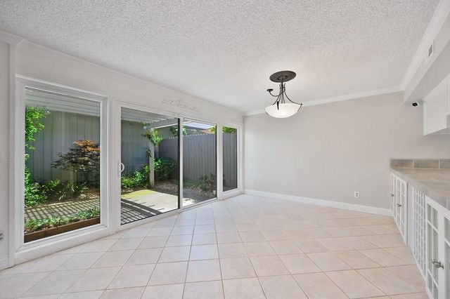 7908 Rocky Point Ct, Citrus Heights, CA 95610