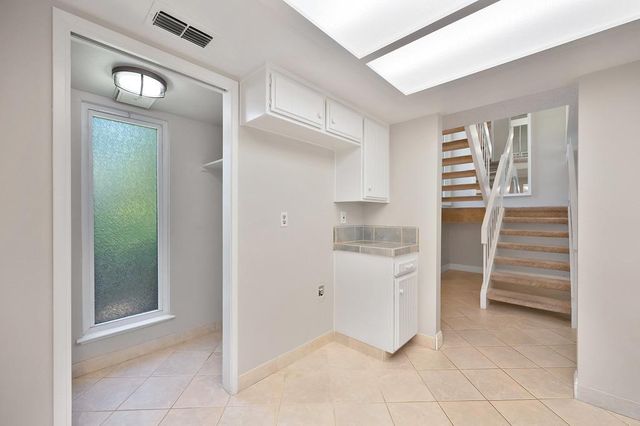 7908 Rocky Point Ct, Citrus Heights, CA 95610