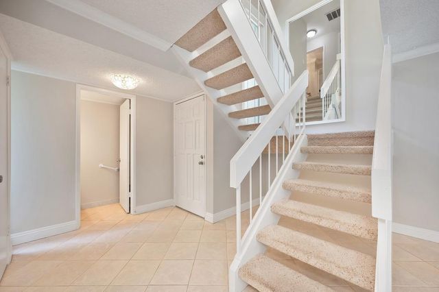 7908 Rocky Point Ct, Citrus Heights, CA 95610