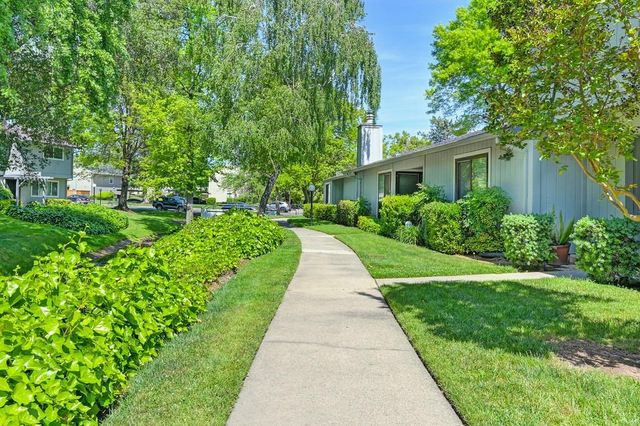 7908 Rocky Point Ct, Citrus Heights, CA 95610