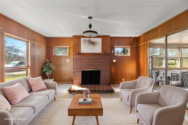 W3676 Highway 50, Lake Geneva, WI 53147