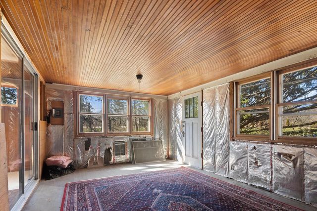 W3676 Highway 50, Lake Geneva, WI 53147