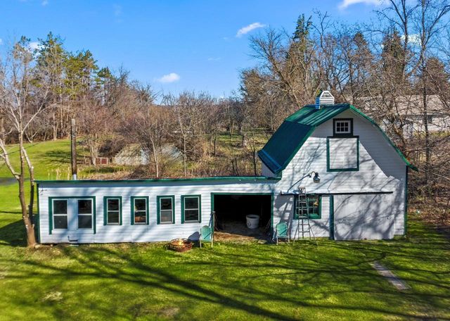 W3676 Highway 50, Lake Geneva, WI 53147