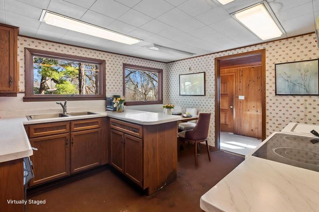 W3676 Highway 50, Lake Geneva, WI 53147
