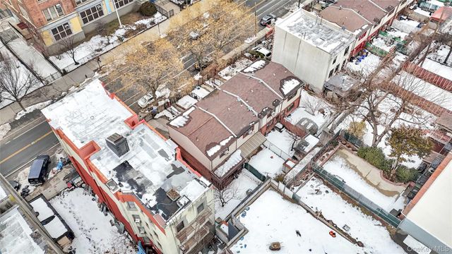 686 Saint Anns Avenue, Bronx, NY 10455