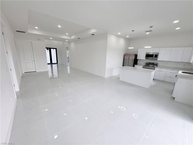 4114 NW 38th ST, Cape Coral, FL 33993