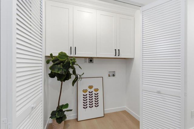 337 Roble Avenue, Redwood City, CA 94061