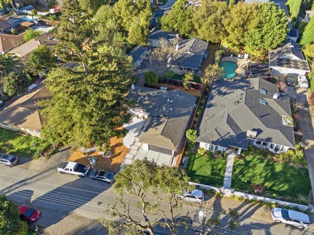 337 Roble Avenue, Redwood City, CA 94061