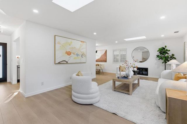 337 Roble Avenue, Redwood City, CA 94061