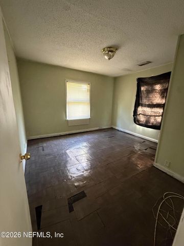 1214 PANGOLA Drive, Jacksonville, FL 32205