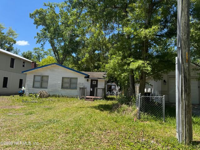 1214 PANGOLA Drive, Jacksonville, FL 32205