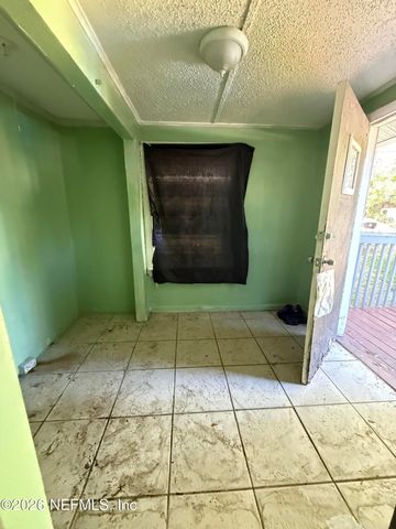 1214 PANGOLA Drive, Jacksonville, FL 32205