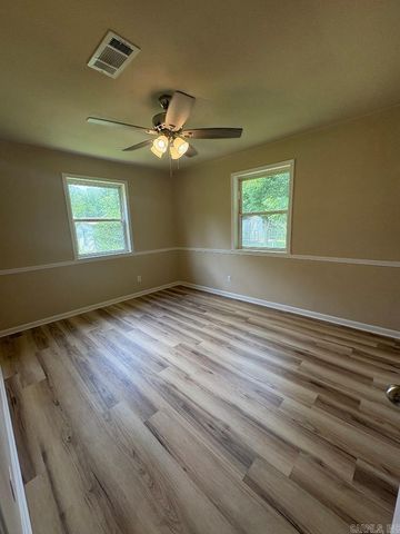 201 Spruce Street, Beebe, AR 72012