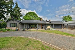 895 Casino Road, Medford, OR 97501